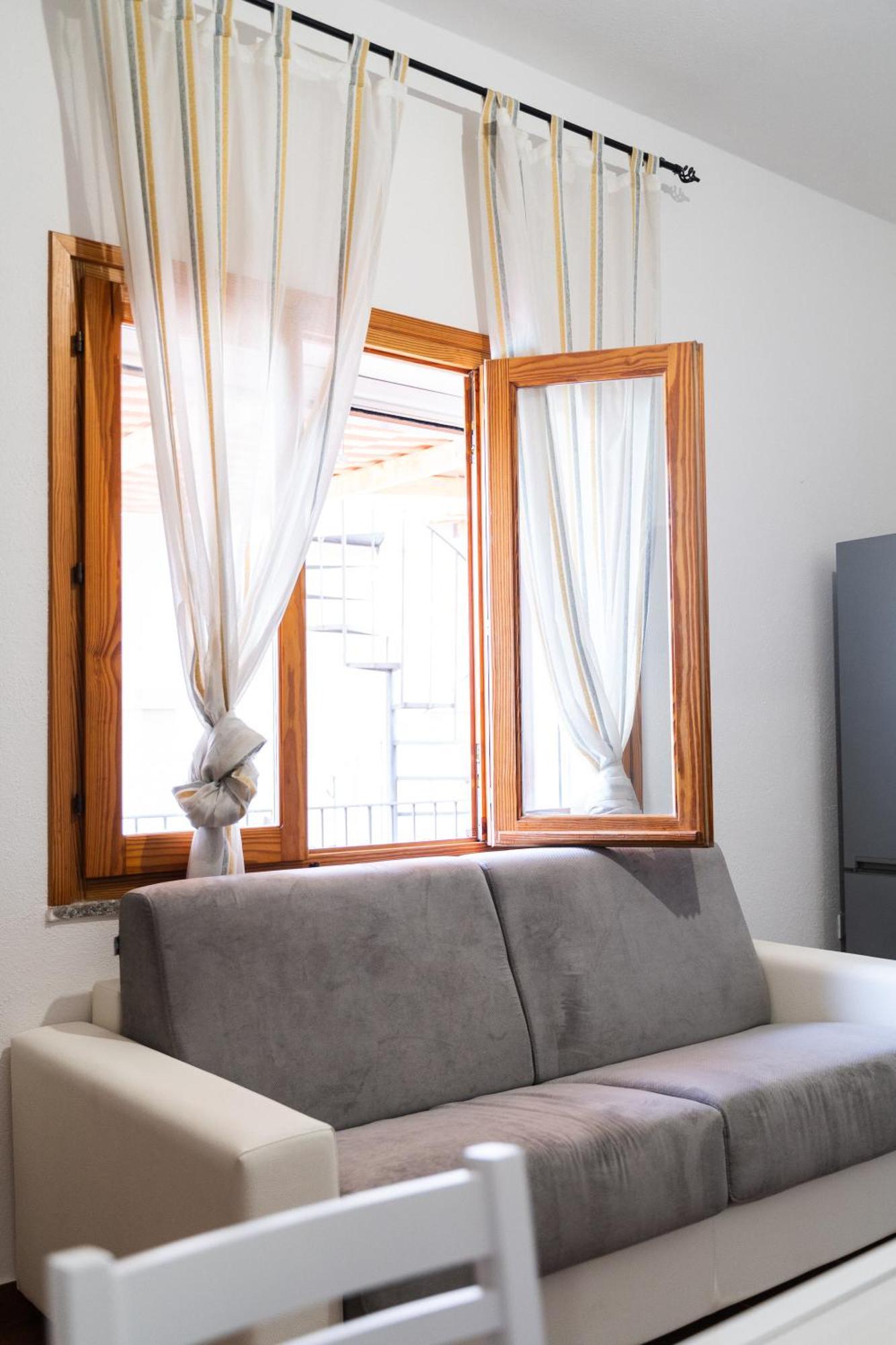 Mera House โปซาดา ภายนอก รูปภาพ